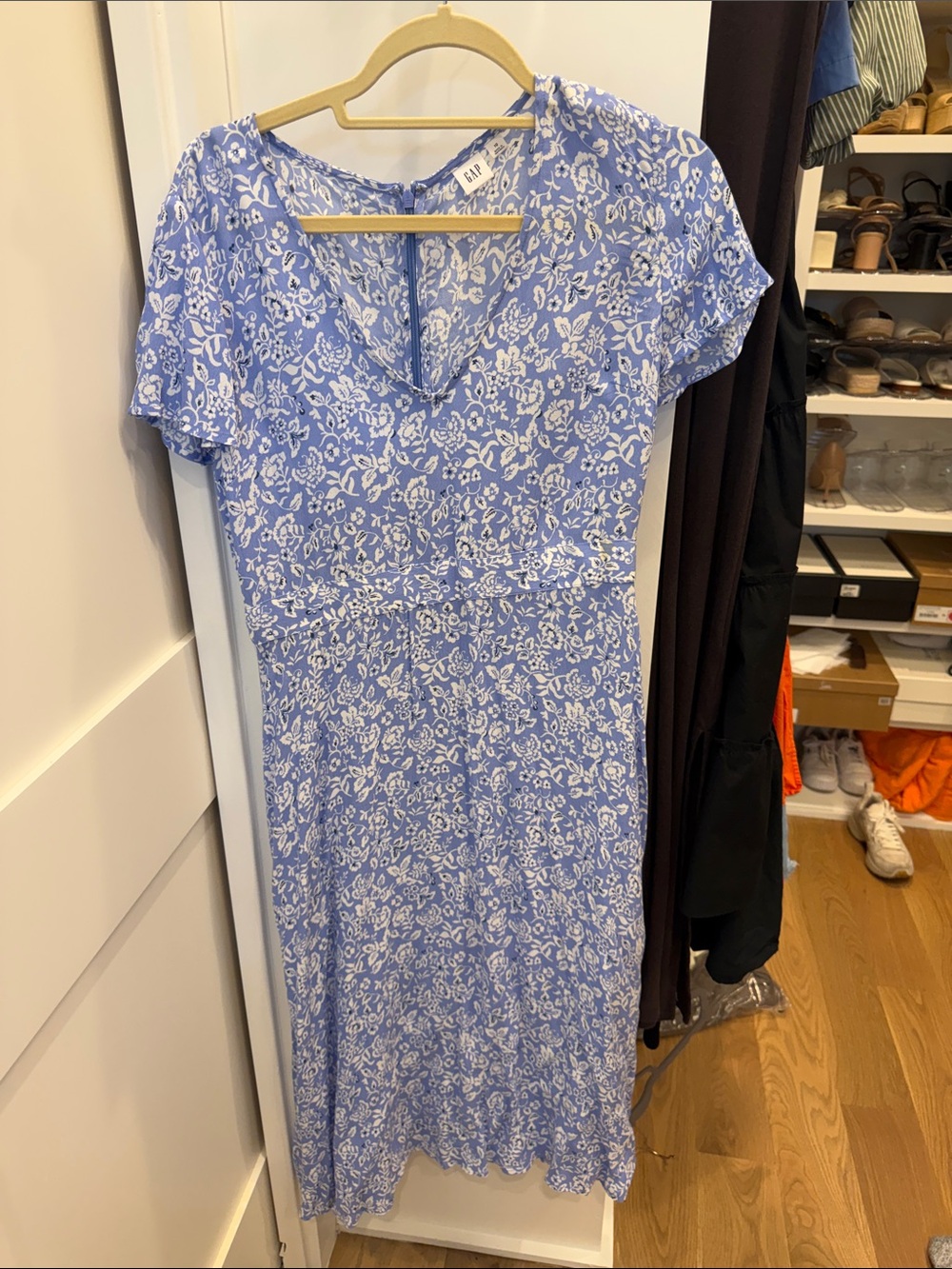 GAP Periwinkle Blue Floral V-Neck Midi Dress